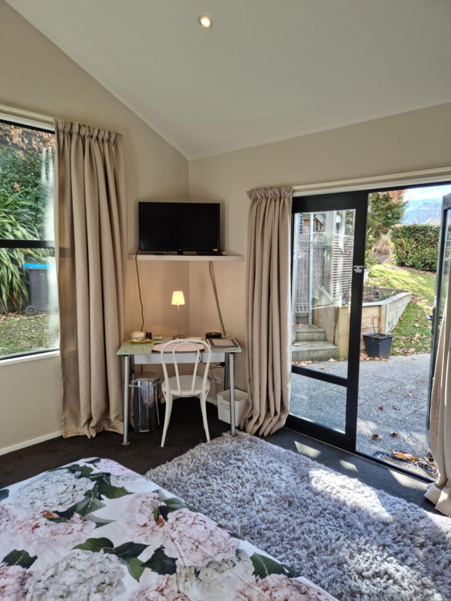 Haven Sanctuary Suite With Private Entrance Квинстаун Экстерьер фото